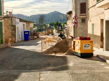 Iniciades les obres de millora del carrer Major